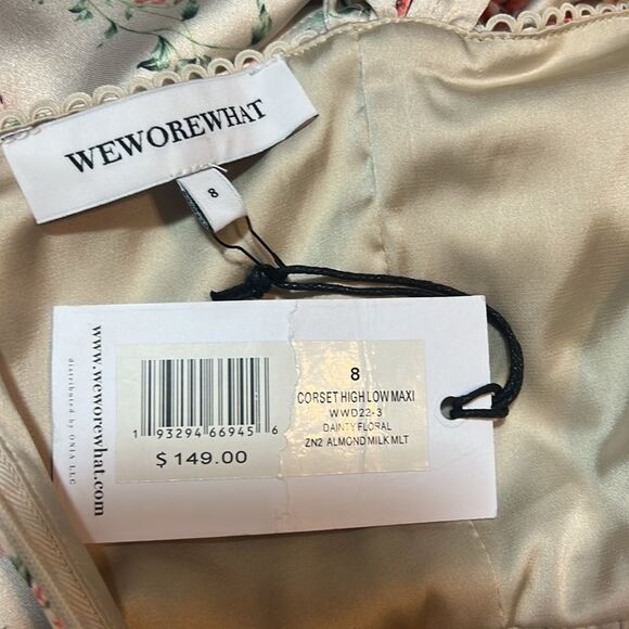 BNWT - WEWOREWHAT CORSET HIGH LOW SATIN MAXI FLORAL DRESS - 8 - Picture 8 of 8